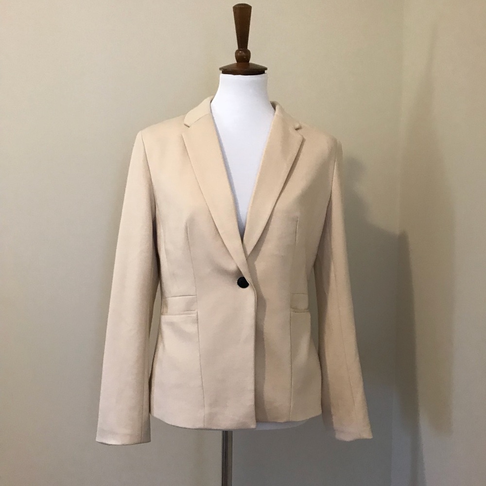 New✨Premise cream coat